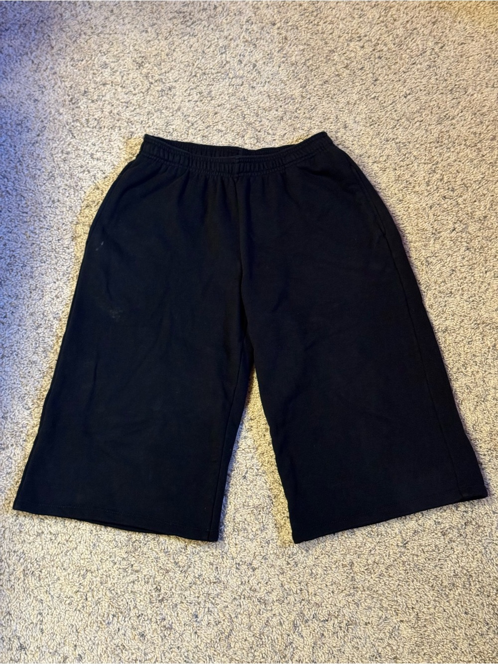 Uniqlo Sweat Wide Pants Black (Size S) – Custom Cut Capri Shorts